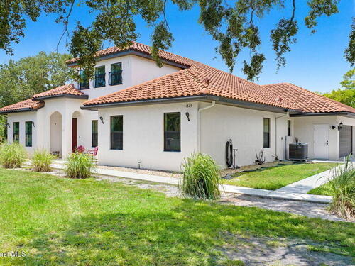 1825 S Banana River Drive