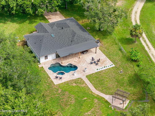 4313 Country Road