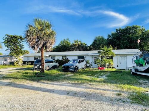 2700 Highway A1a