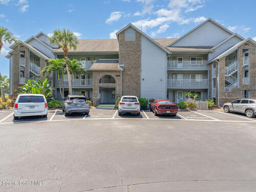 565 Shadow Wood Lane