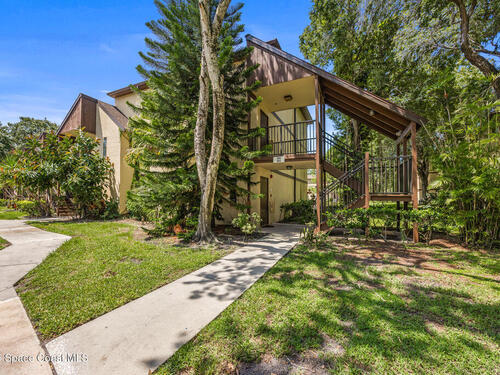 7808 Shadowood Drive