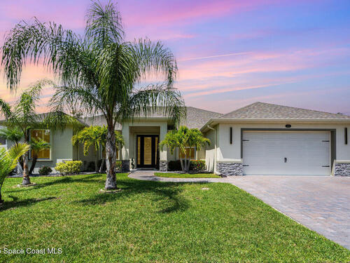 840 Hawks Ridge Court