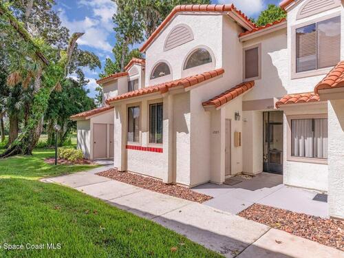 1089 Country Club Drive