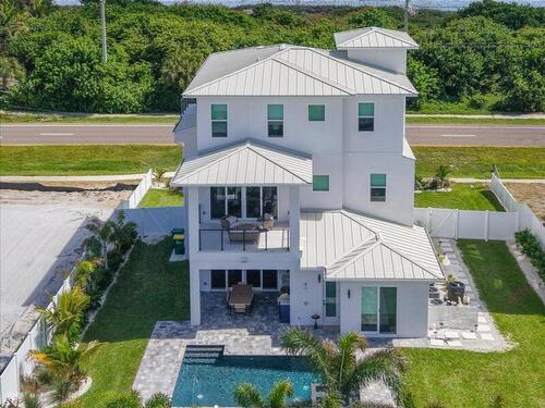 2050 S Atlantic Avenue