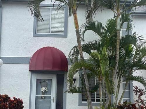 615 Seaport Boulevard