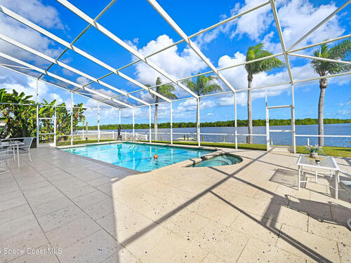 1440 Sykes Creek Drive