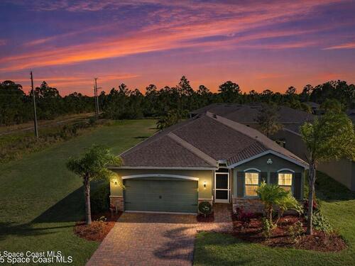 744 Remington Green Se Drive