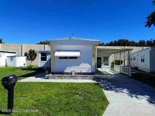 228 Holiday Park Boulevard