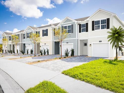 1828 Kendall Pointe Place