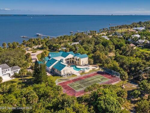 3343 S Indian River Drive