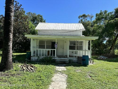 2511 Bruce D Buggs Street