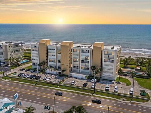 3221 S Atlantic Avenue