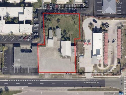 26 W New Haven Avenue