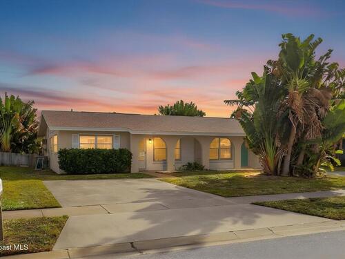 521 & 523 Ronnie Drive