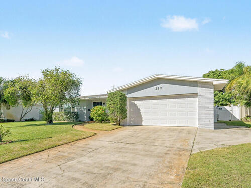 210 Villa Del Mar Way