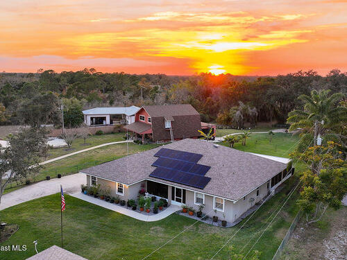 1360 Lake Josephine Drive