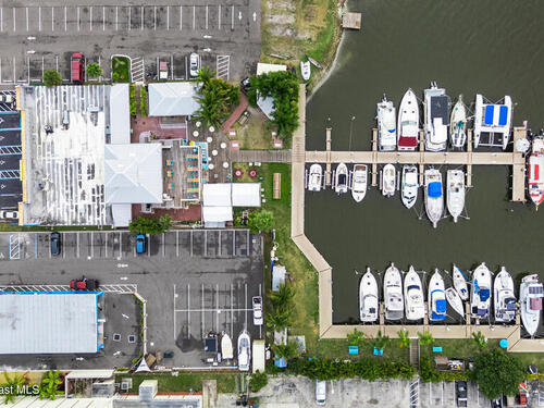 412 W Cocoa Beach Causeway