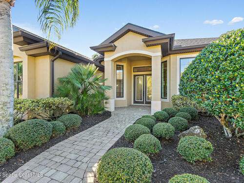 933 Stone Lake Drive