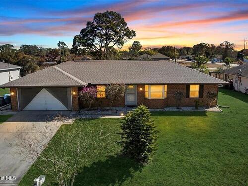 1413 Glencove Avenue