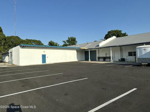 2375 Broadcast Court