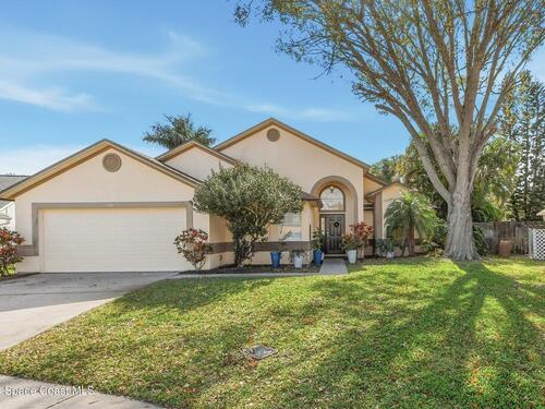 1934 Glen Meadows Circle