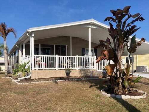 1418 Barefoot Circle