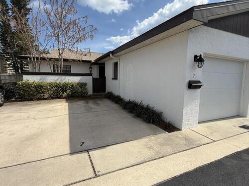 255 Paradise Boulevard