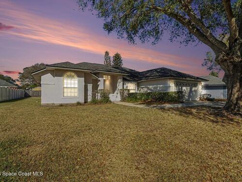 1670 E Spring Ridge Circle