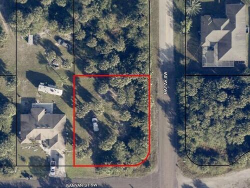 661 Banyan (Corner Of Day Ave. Sw) Street