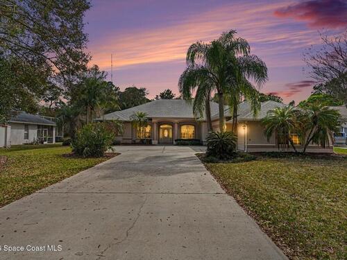 3625 Carriage Gate Drive