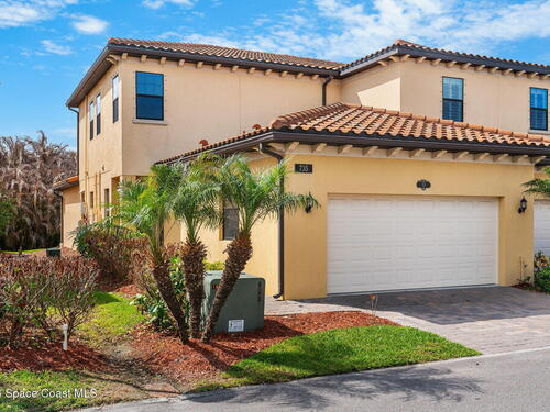 735 Lanai Circle