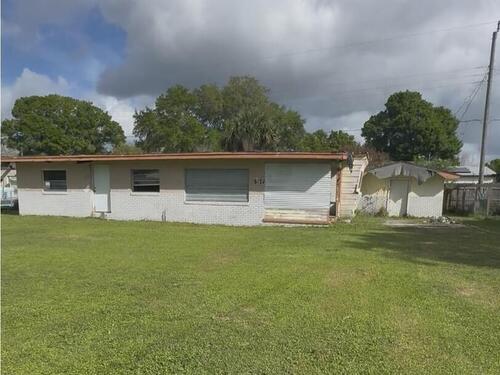 6490 Colony Park Drive