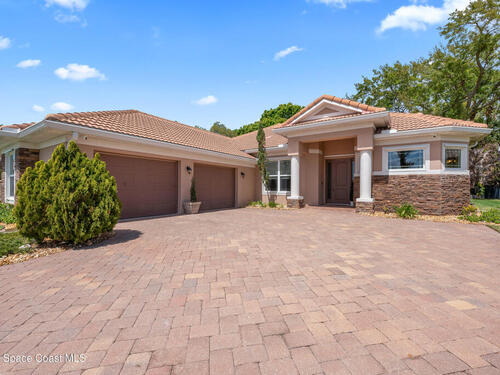942 Casa Dolce Casa Circle