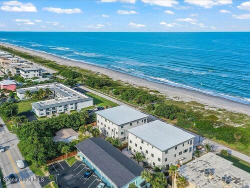 1004 Wave Crest Avenue