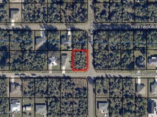 501 Lambright  (Corner Lake Port) Street