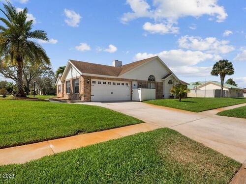 1055 Hollow Brook Lane