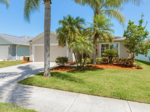3390 Deer Lakes Drive